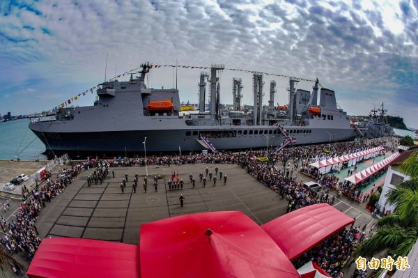 帛琉媒體報導，敦睦艦隊將在帛琉與美軍巧遇。圖為敦睦艦隊在南部港口開放參觀。（圖由海軍基隆後勤支援指揮部提供）