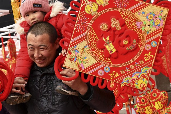 但有部分華人抗議，認為「中國新年」的稱呼沒有錯，不滿雪梨市政府不重視歷史，直言這樣根本是「傷害中國人感情」。（美聯社）
