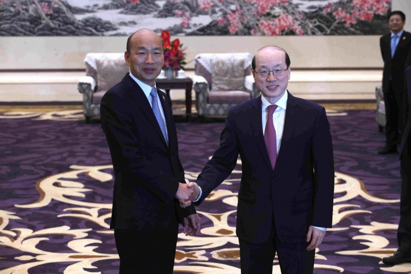 高雄市長韓國瑜昨與中國國台辦主任劉結一會面。(高市府提供) 高雄市長韓國瑜昨與中國國台辦主任劉結一會面。(高市府提供)