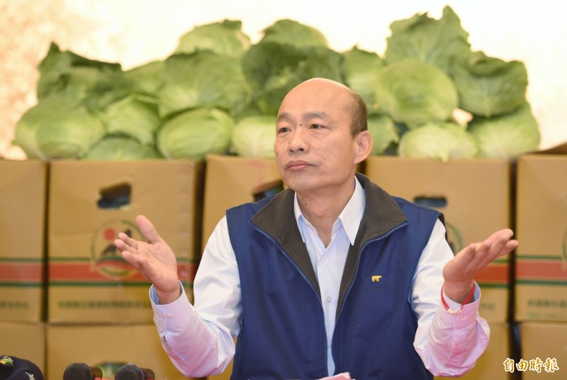 週刊報導,北檢發現在韓2013年北農上任後,公司的營業淨利逐年增加,光4年間淨利就成長2.5倍,但北農因業務量及業外收入淨利增加,每年累積上千萬元未入帳的「超額盈餘」,都成了韓國瑜的私房錢。(資料照) 週刊報導,北檢發現在韓2013年北農上任後,公司的營業淨利逐年增加,光4年間淨利就成長2.5倍,但北農因業務量及業外收入淨利增加,每年累積上千萬元未入帳的「超額盈餘」,都成了韓國瑜的私房錢。(資料照)