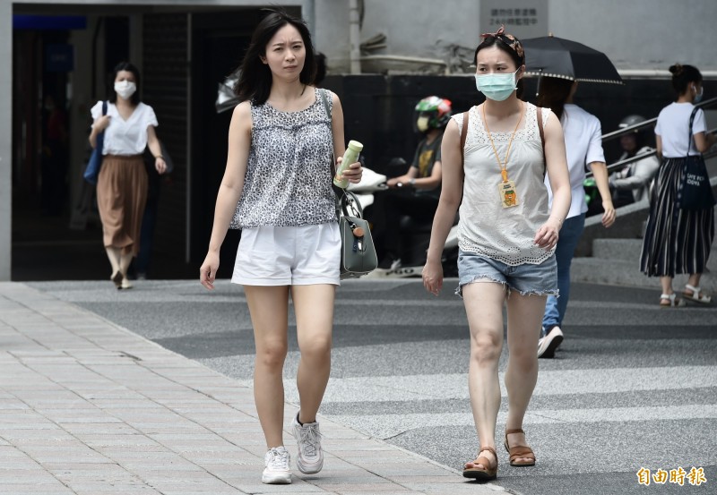 å°åçç±é«æº«é38åº¦ä¸­åé¨é²åå¾é·é£é¨- çæ´»- èªç±æå ±é»å­å ±