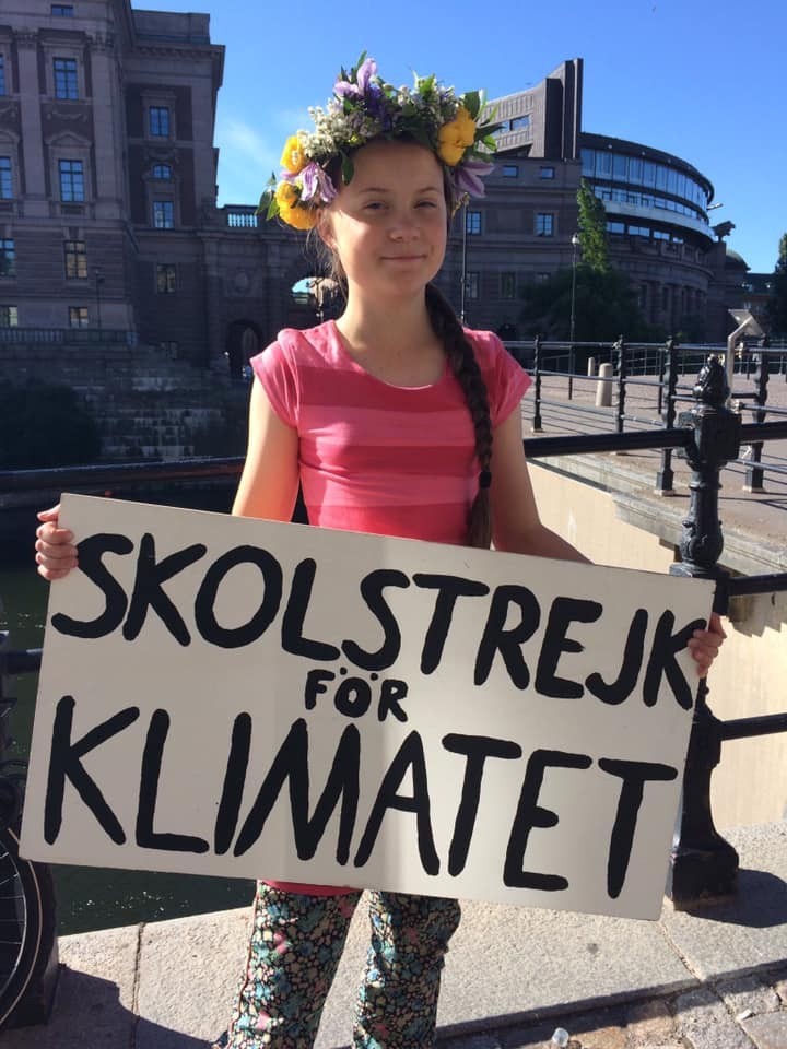 發起人是瑞典的16歲女孩桑柏格（Greta Thunberg），她長期關注地球暖化問題，成功串連來自不同國家的高中生上街。（擷自Greta Thunberg臉書）