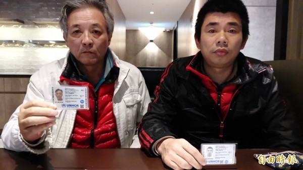 中國異議人士劉興聯（左）、顏克芬（右）去年9月27日過境轉機時，突然申請政治庇護，在桃園機場滯留了120天。（資料照）