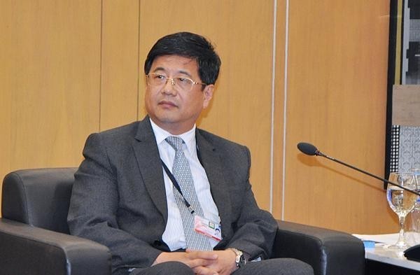 2018年也發生過多起官員墜樓事件，包含澳門中聯辦主任鄭曉松是在2018年10月間墜樓身亡，同樣被說是罹患憂鬱症。（圖取自澎湃新聞）