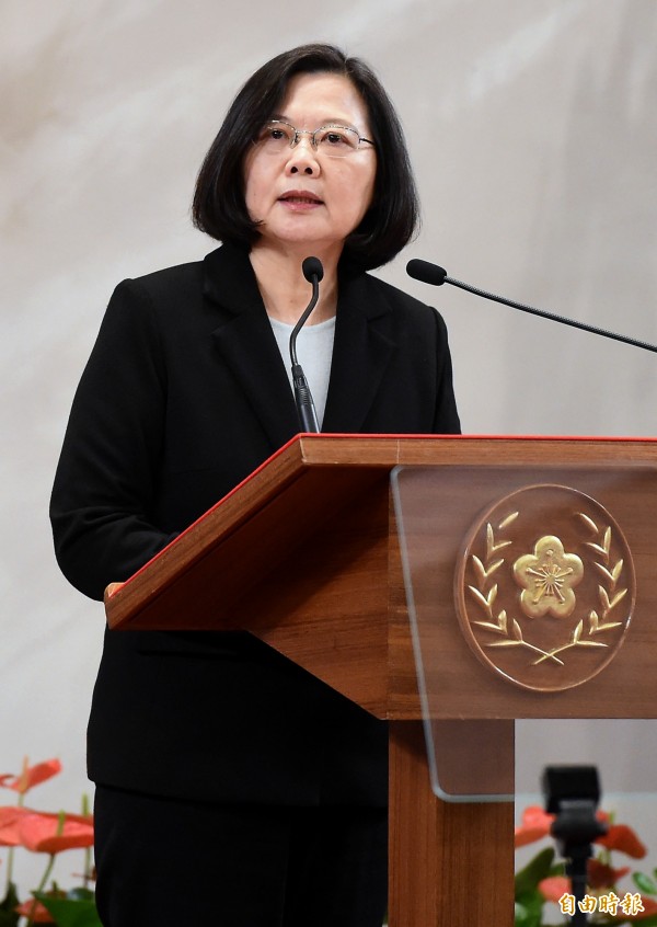 蔡英文在習近平對台發表談話後迅速做出回應,獲正面評價。(資料照) 蔡英文在習近平對台發表談話後迅速做出回應,獲正面評價。(資料照)