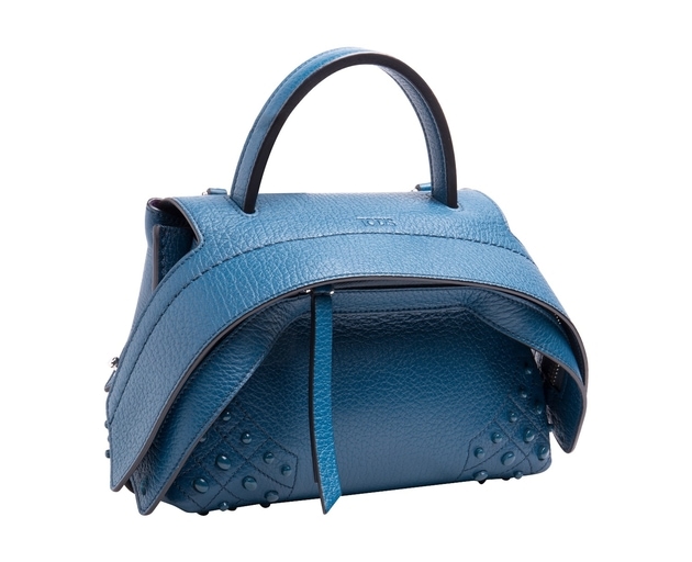 內湖2館HAMA Boutique推出TOD’S皮革包，原價46,800元，特價23,400元，讓您直接現省金額高達24,000元！