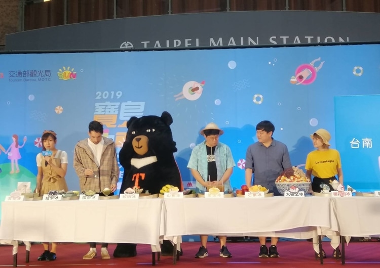 網紅介紹12大冰品。