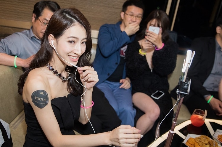 因應疫情影響，Up直播祭出高薪政策 幫助有夢的人們轉職能獲得更好收益。