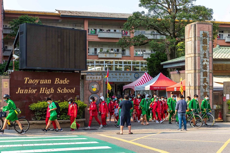 買房不外乎環境、地段、建設還有學區，合雄Max四大要素皆滿足。