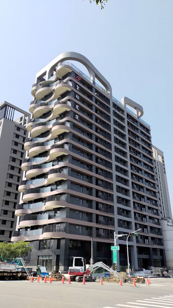 馬賽克瓷磚可配合建築造型施作。（圖片提供/晉大陶瓷）