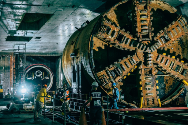 G07為目前國內開挖深度最深的捷運地下車站，深度超過40公尺。(圖片來源：桃園市政府)