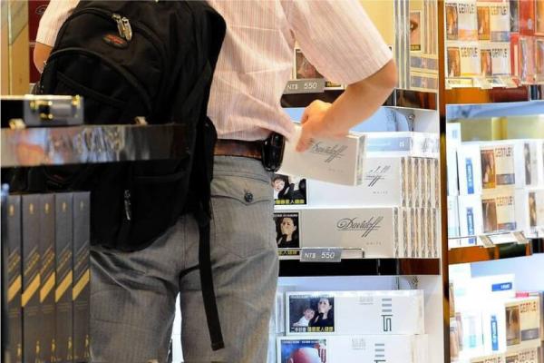 小心！免稅菸酒轉售恐觸法 最低罰3萬讓荷包大失血