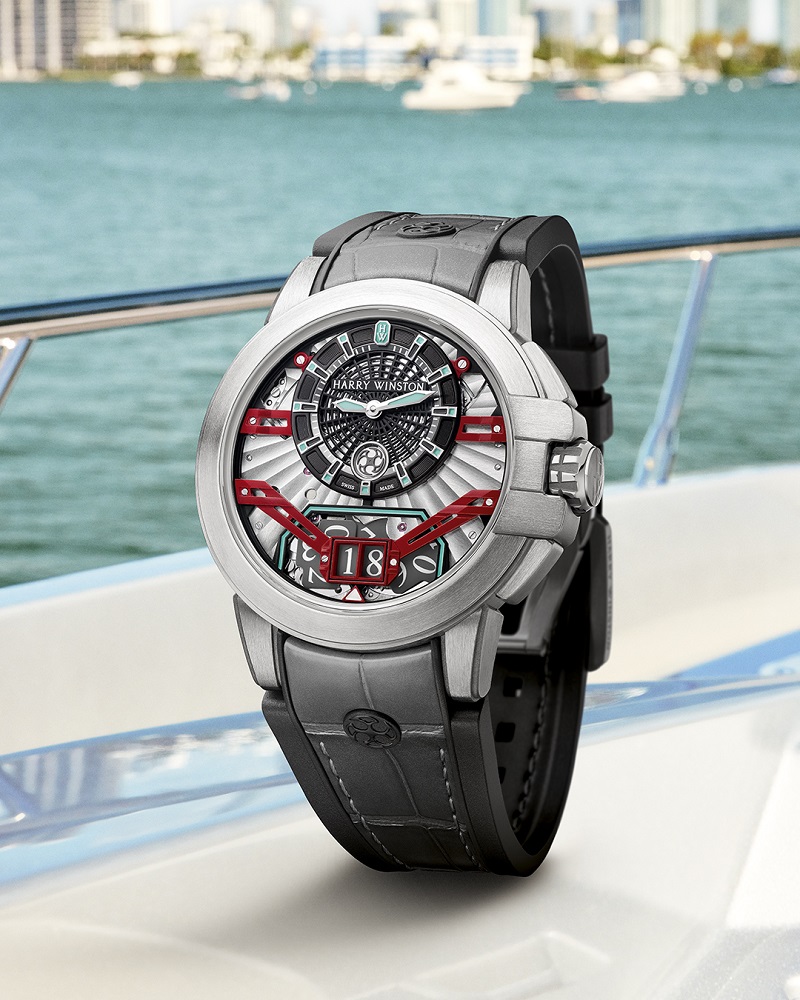海瑞溫斯頓海洋 Ocean系列Project Z11 Zalium Variation ─ 鮮紅色/松石綠色/灰色錶帶款，摩登感十足。（圖片提供／Harry Winston）