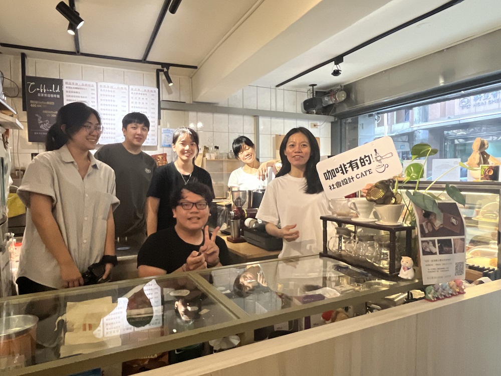咖啡有的社會設計由社工師與咖啡師共同創立，長期深耕社區心理健康。（圖片提供／遠傳）