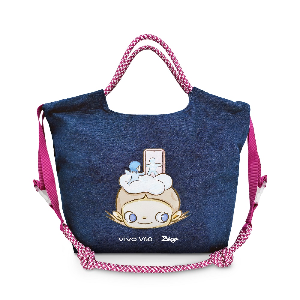 vivo V60 x POP MART ZSIGA 聯名特製款牛仔包。(圖片提供/遠傳)