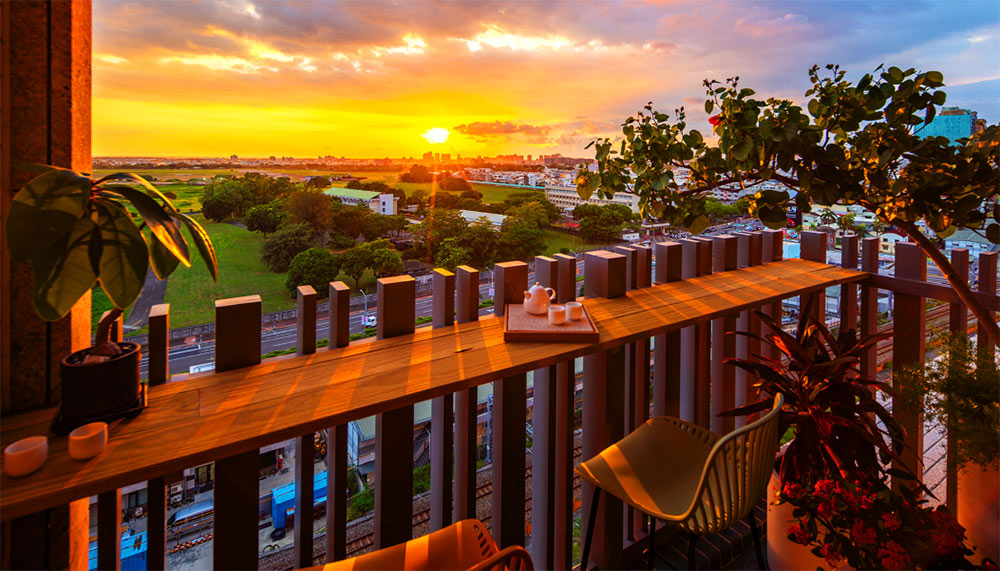 「松丹達麗」西向中高樓層的視線可延伸到安平海岸。