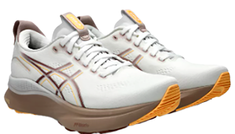 B2 asics：女款 KAYANO 32，原價5180元，特價4144元，限量10雙。圖片來源：京站