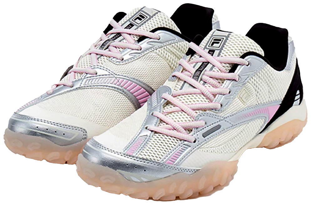 B2 FILA：中性芭蕾風運動鞋(尺寸5-8，銀粉)，原價3280元，特價2880元。圖片來源：京站