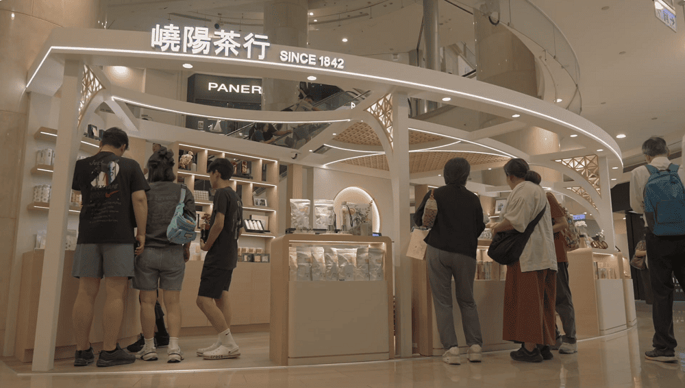 《自由時報報導》展現台灣四季茶文化 嶢陽茶行成外國遊客心中台灣茶代表