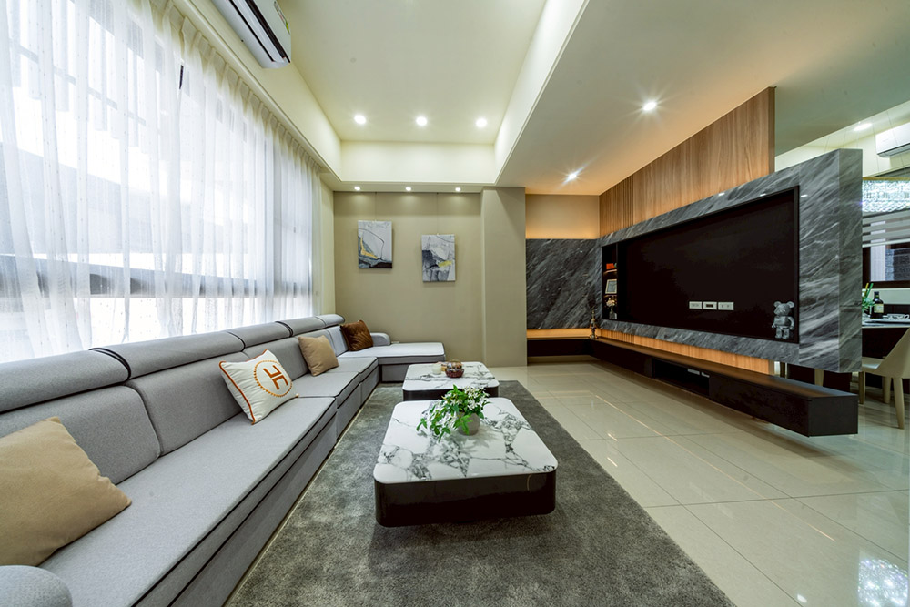 1樓客餐廳，大器面寬可容納家族親友聚會。