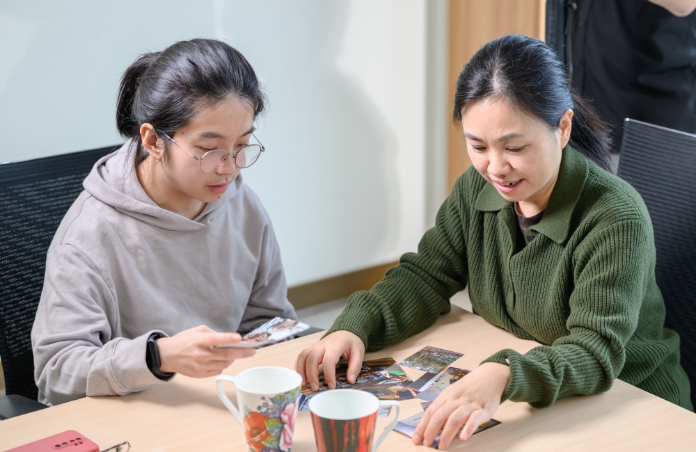 高靜女士坦言，敏純初入職場時，她內心曾有許多擔憂。(圖／庇護工場提供)