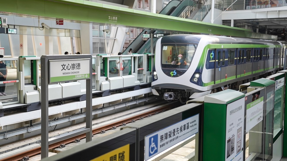 捷運文心崇德站實景，串連七期市政、高鐵台中站。
