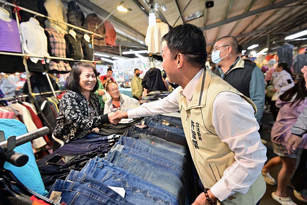 民調黃金交叉後再攀巔峰！許智傑有望再拉開領先差距