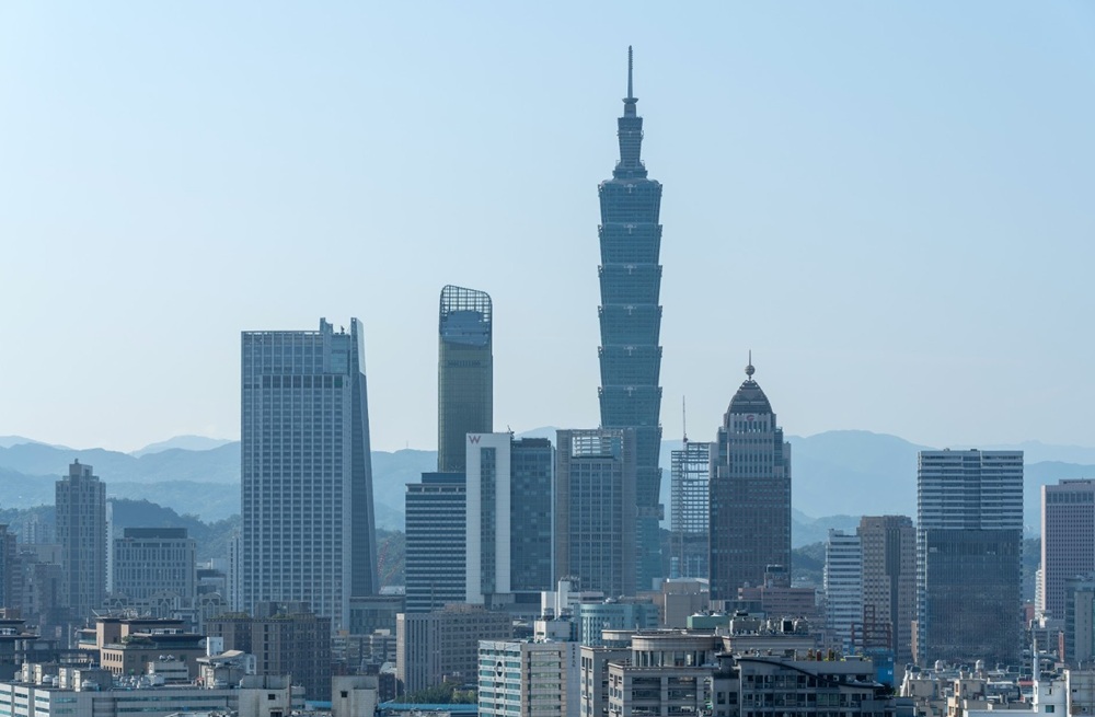 「鳴森⼤苑-鳴森苑」高樓層視野景觀開闊，可遠眺台北101大樓。(圖／業者提供)