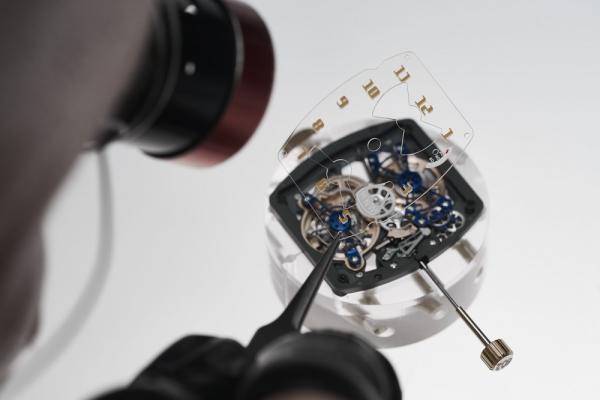 RICHARD MILLE以工程為語言的鏤空工藝之作 