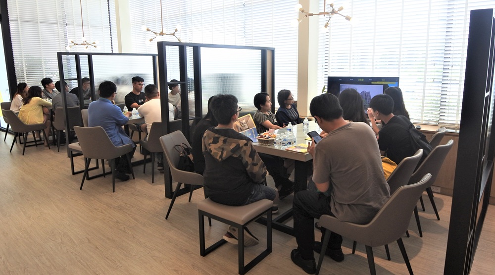 原油價格飆漲，物價指數標高，各界經濟專家憂心全球經濟下滑，不動產抗跌保值的優勢，再度受到矚目。(圖／業者提供)