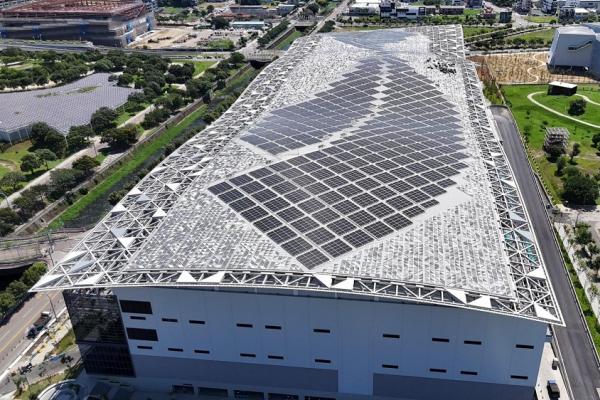 台中太陽光電裝置容量達975MW 為108年9月底4.5倍 朝1GW邁進