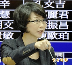 勞父曾中國經商 立委：恐洩兒機密