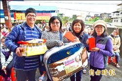 繼承父遺願 6年來捐款助弱不輟