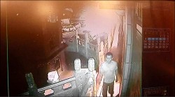 尾隨6歲女童入廁 性侵犯惹怒小村