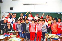 聖誕圓夢 立委募祈願禮送弱童