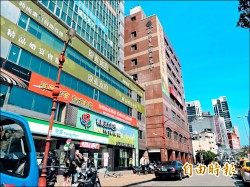 人事動盪士氣低？ 板農總幹事5度難產
