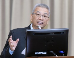 財長︰民眾可支配所得增388億