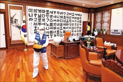 南韓確診近千 文在寅下令 最大程度封鎖疫區