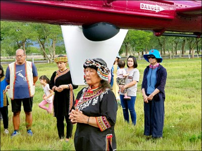 台東》部落耆老祈福 廣原小熊Mulas成功野放山林