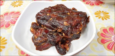 金牛迎春／溫馨圍爐慶團圓》印尼 糯米飯糰．椰子雞