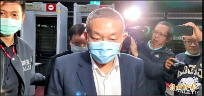 涉私吞10億、逃稅2.5億 大洋僑果董座180萬交保