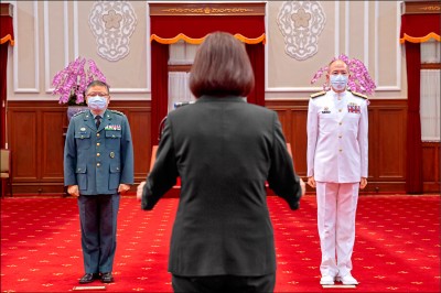 參謀總長陳寶餘布達 邱國正勉前瞻用兵思維