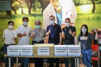 徐巧芯測試疫苗預約登記成功 朱立倫戲稱：原來超過50歲了