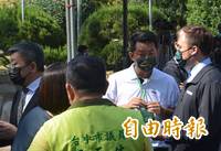 陳柏惟卸任立委後首同框 蔡英文送暖︰補選要繼續出力