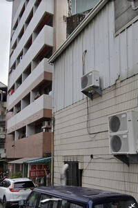 女子陳屍租處浴室 警到場手機還在響....債主打來的