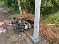 天倫夢碎！阿公阿嬤騎機車載孫遭貨車追撞 1死2重傷