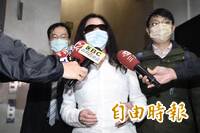 台北市議員涉賄頻頻喊冤　應曉薇複訊後無保請回