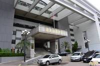 小王好慘！睡人妻被「捉猴」打斷肋骨  法官判綠帽夫免賠