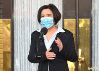 陳玉珍住院了！ PO病榻局部照：先向各界告假