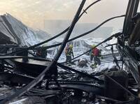 屏南工業區冷凍公司大火 疑一名男員工死亡